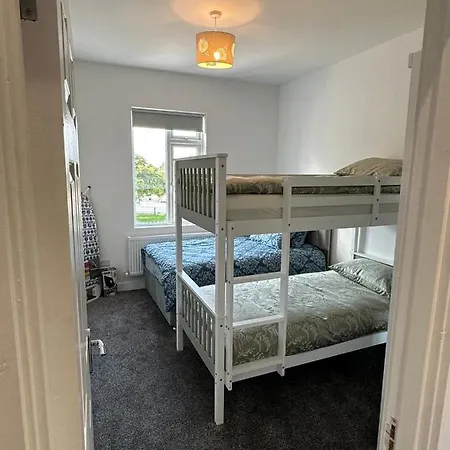 Modern Design * דבלין